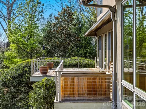 102 Horizon Hill Road Asheville NC 28804