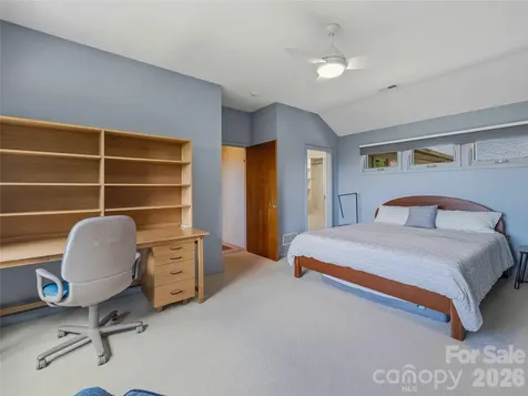 102 Horizon Hill Road Asheville NC 28804