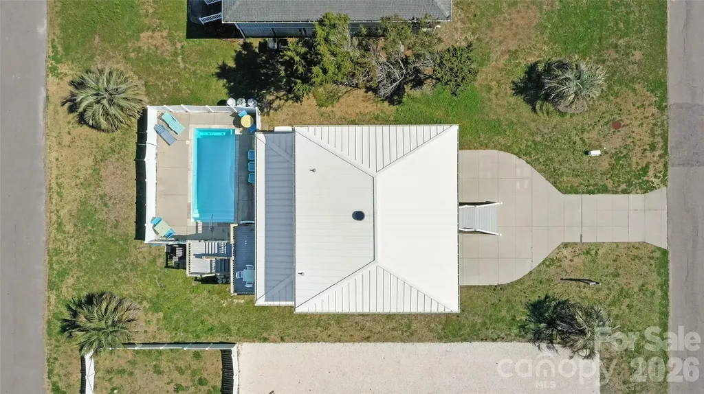 1018 W Dolphin Drive W Oak Island NC 28465