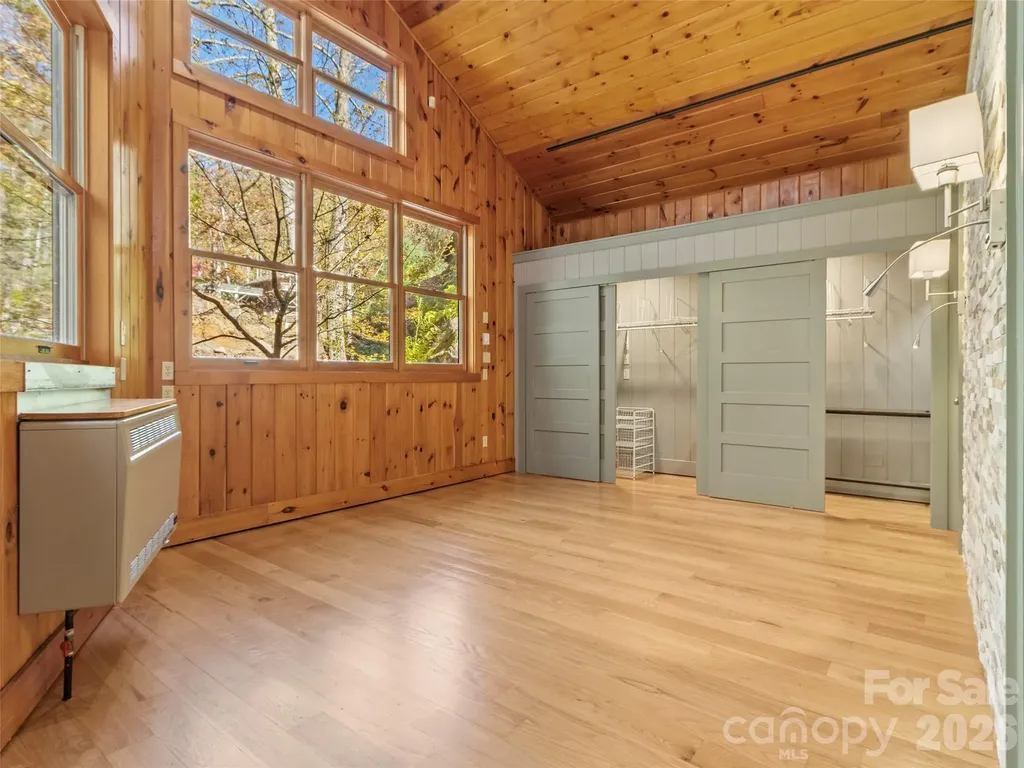 191 N Fork Road Burnsville NC 28714