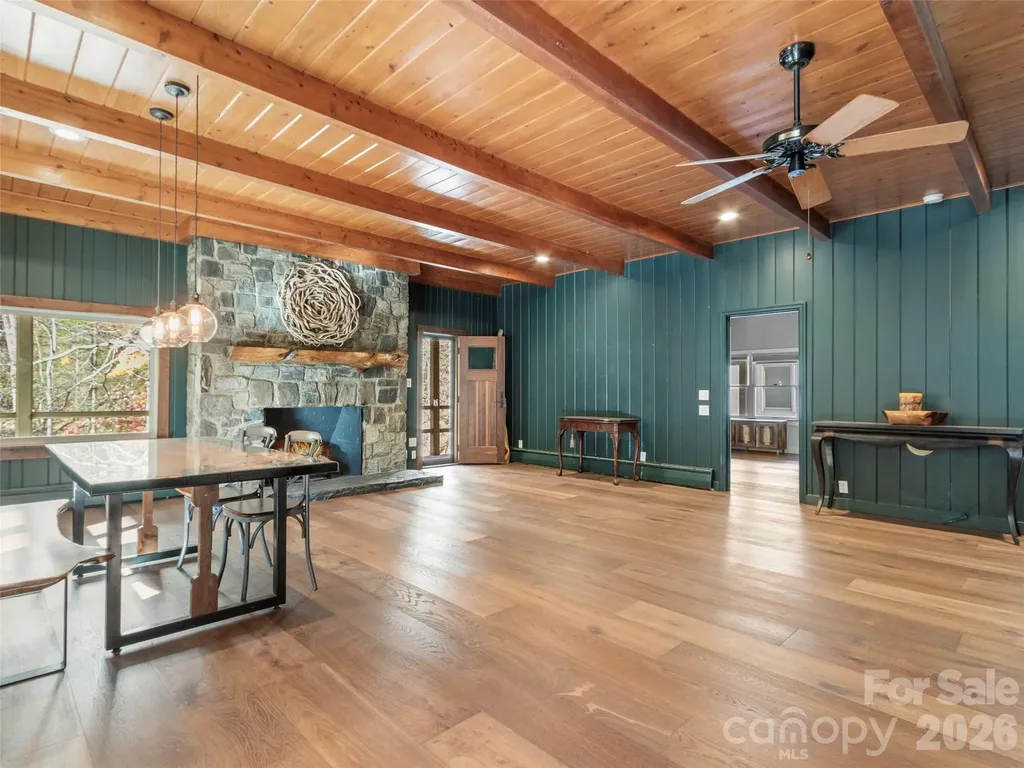 191 N Fork Road Burnsville NC 28714