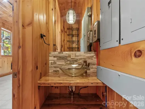 191 N Fork Road Burnsville NC 28714