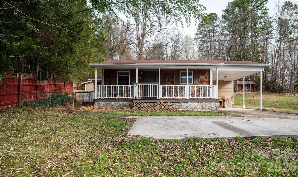 813 Severt Circle NE Lenoir NC 28645