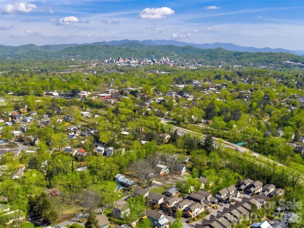 4 Grinnell Street Asheville NC 28806