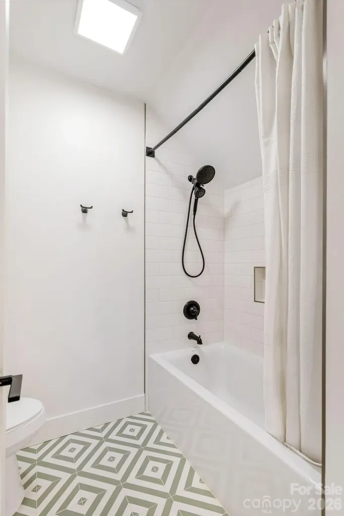 40 Hidden Pond Lane Brevard NC 28712