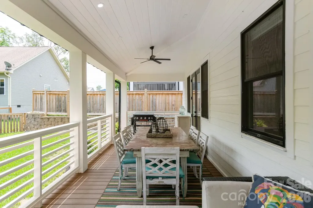 40 Hidden Pond Lane Brevard NC 28712