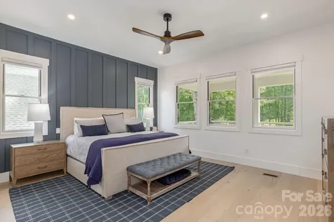 40 Hidden Pond Lane Brevard NC 28712