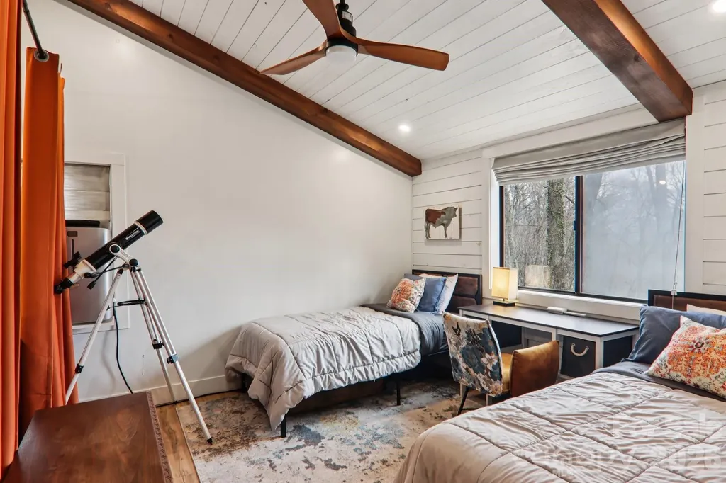 33 Fernbrook Road Maggie Valley NC 28751