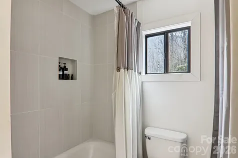 33 Fernbrook Road Maggie Valley NC 28751