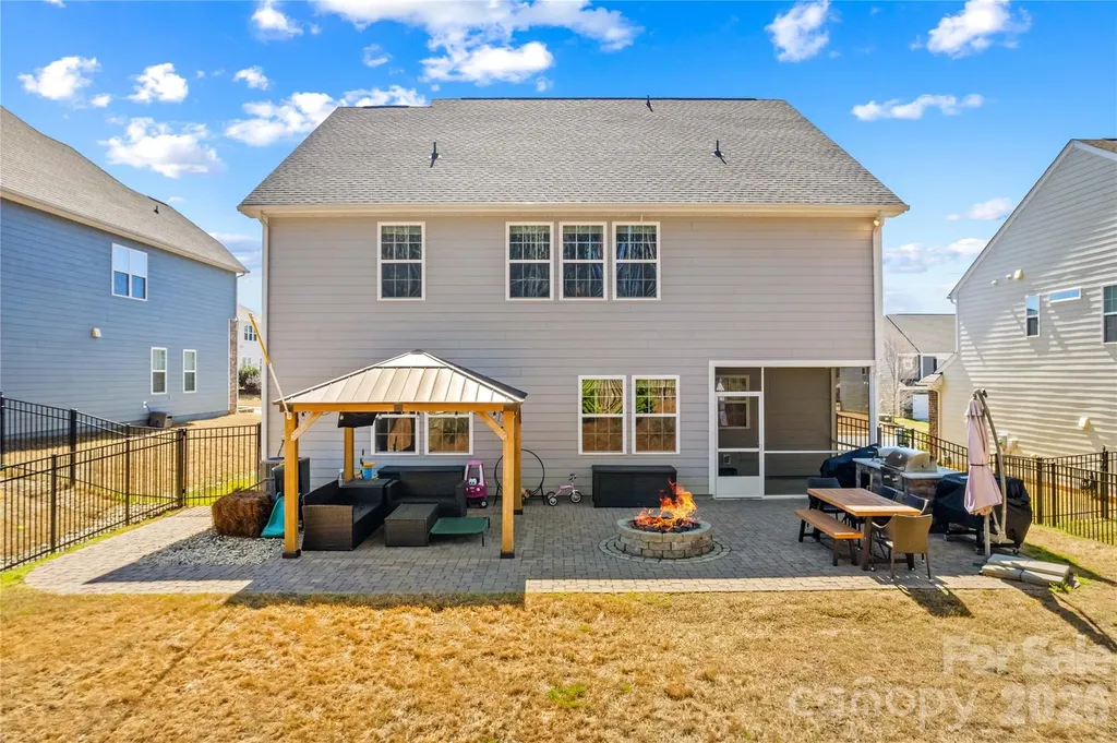 115 Outrigger Lane Troutman NC 28166