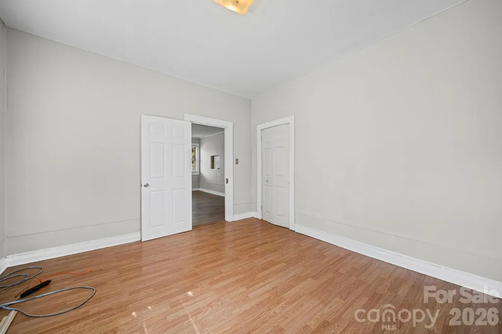 1866 Hilltop Circle Gastonia NC 28054