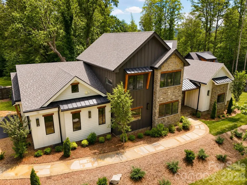 272 Glazener Road Brevard NC 28712