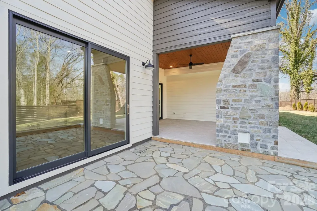 272 Glazener Road Brevard NC 28712