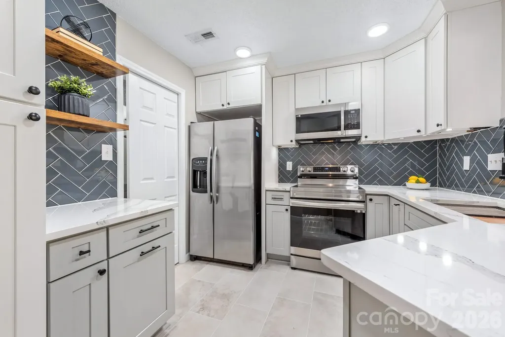 6039 Gray Gate Lane Charlotte NC 28210
