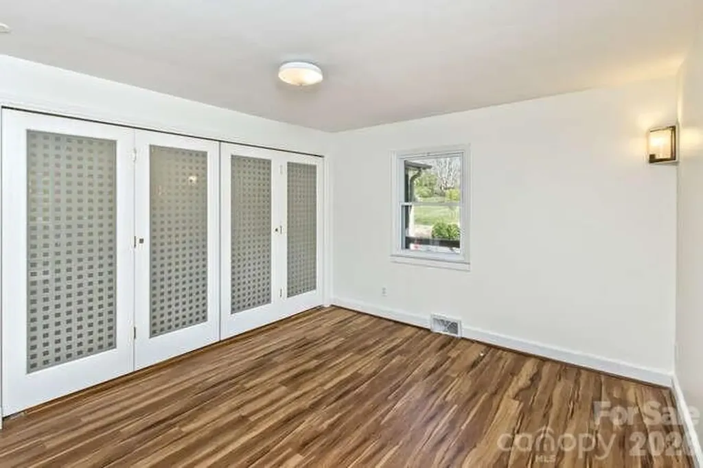 179 Marlborough Road Asheville NC 28804