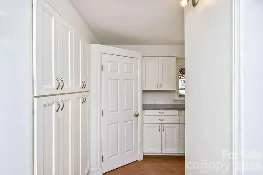 179 Marlborough Road Asheville NC 28804