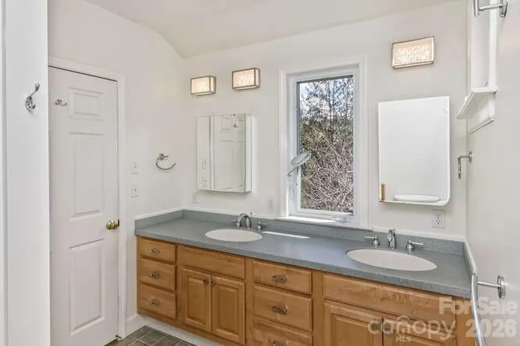 179 Marlborough Road Asheville NC 28804