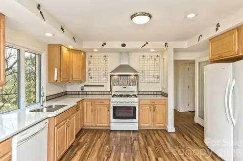 179 Marlborough Road Asheville NC 28804