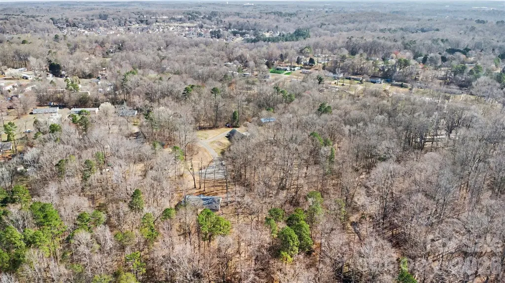 5050 Park Creek Drive Mount Holly NC 28120