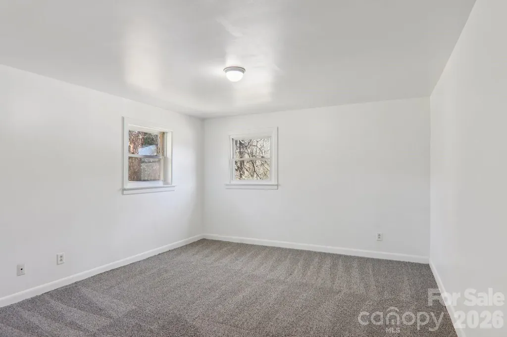 541 Paragon Parkway Waynesville NC 28786