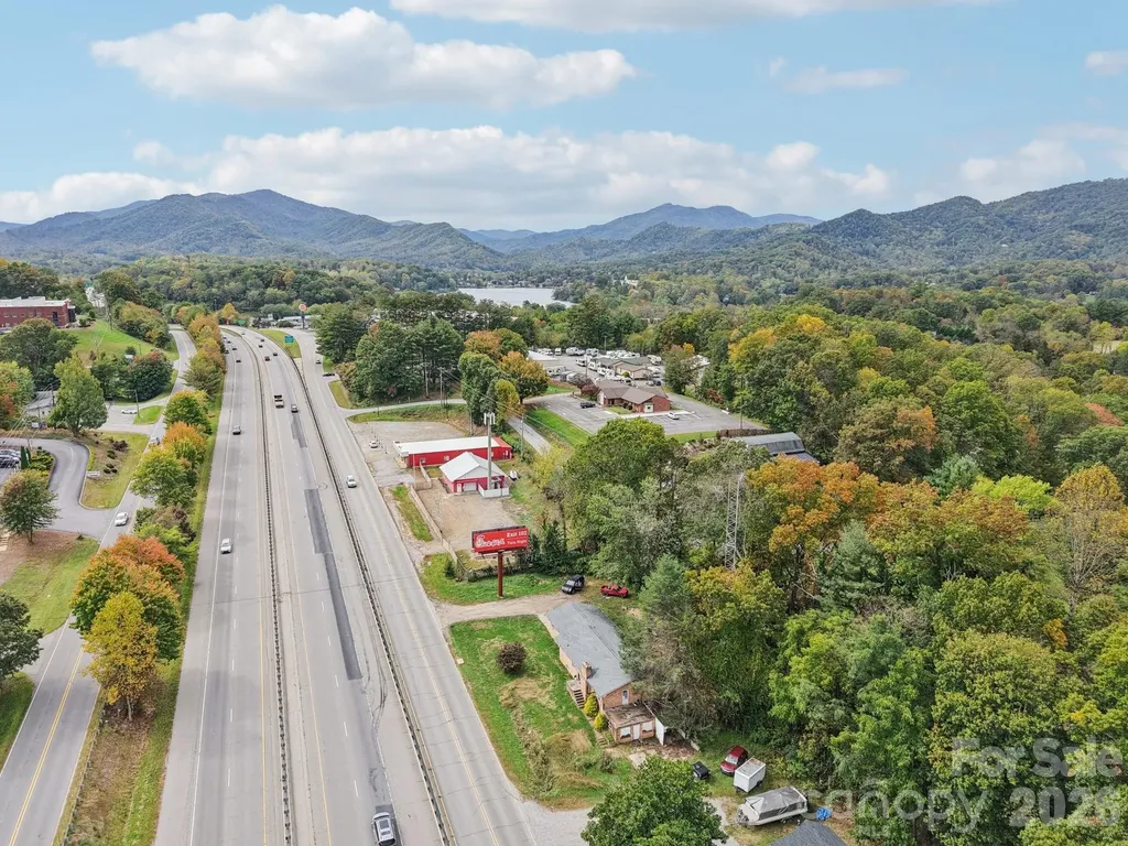 541 Paragon Parkway Waynesville NC 28786