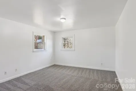 541 Paragon Parkway Waynesville NC 28786