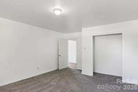 541 Paragon Parkway Waynesville NC 28786