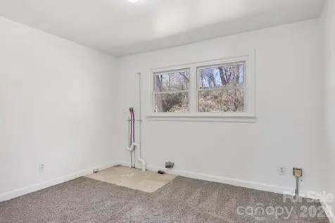 541 Paragon Parkway Waynesville NC 28786
