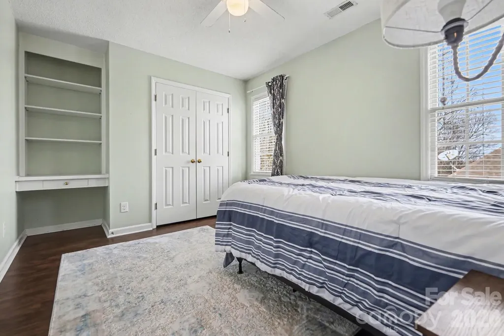 2518 Pimpernel Road Charlotte NC 28213