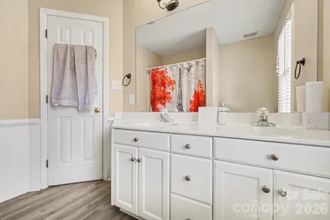 2518 Pimpernel Road Charlotte NC 28213