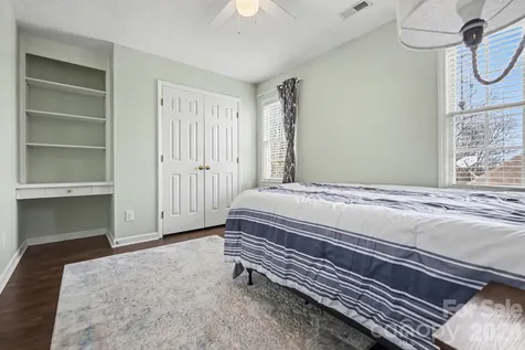 2518 Pimpernel Road Charlotte NC 28213