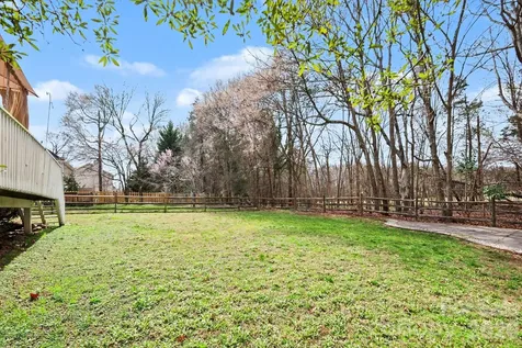 2518 Pimpernel Road Charlotte NC 28213