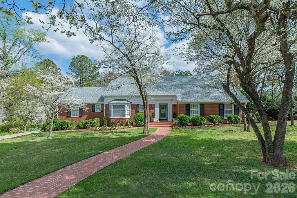 403 Weaver Drive Lexington NC 27292