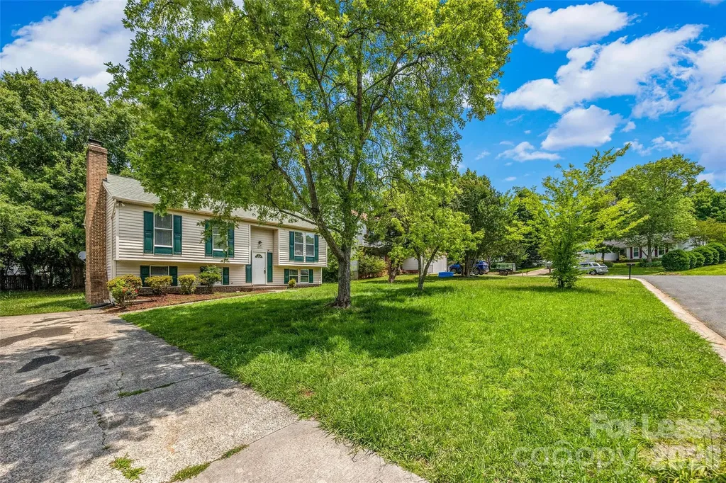 10715 Derry Drive Charlotte NC 28262