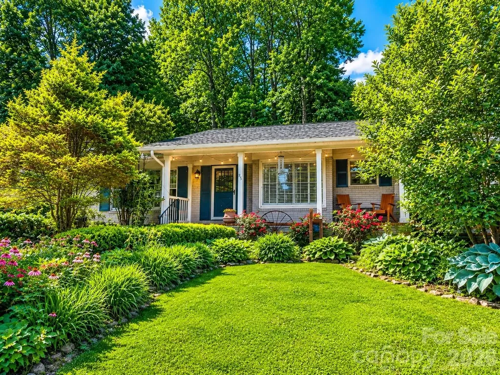 65 Westend Circle Waynesville NC 28785