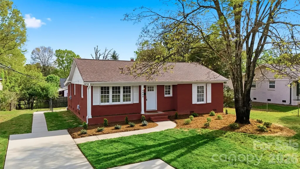4809 Brooktree Drive Charlotte NC 28208
