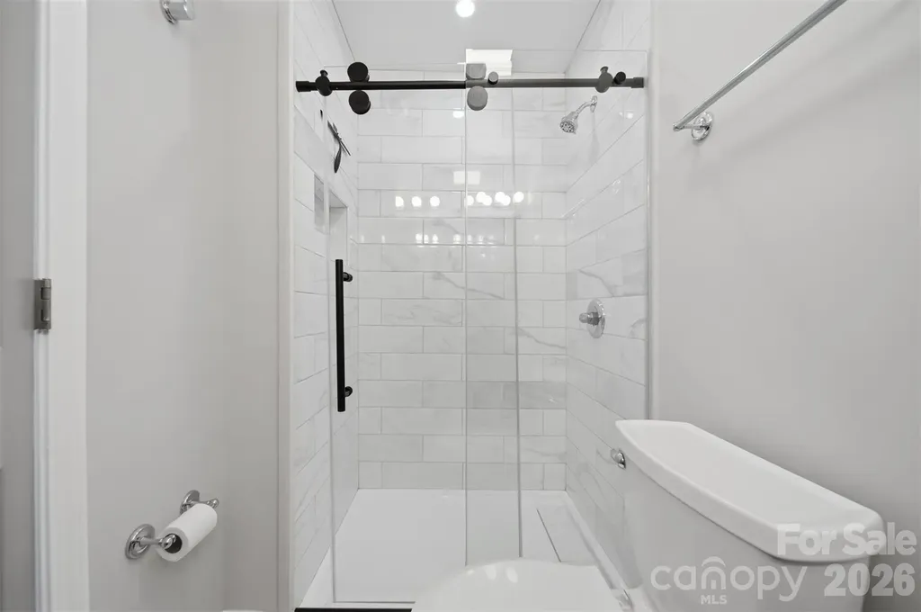 4809 Brooktree Drive Charlotte NC 28208