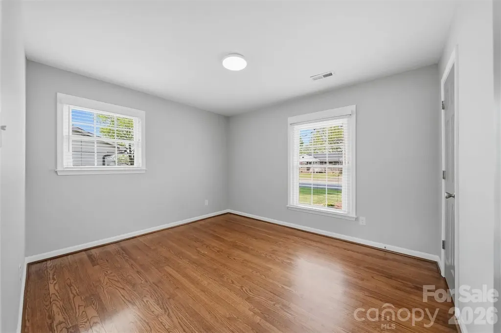 4809 Brooktree Drive Charlotte NC 28208