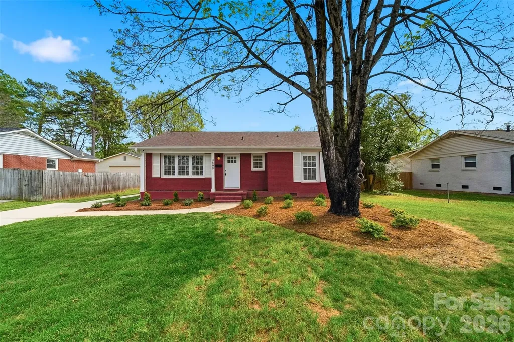 4809 Brooktree Drive Charlotte NC 28208
