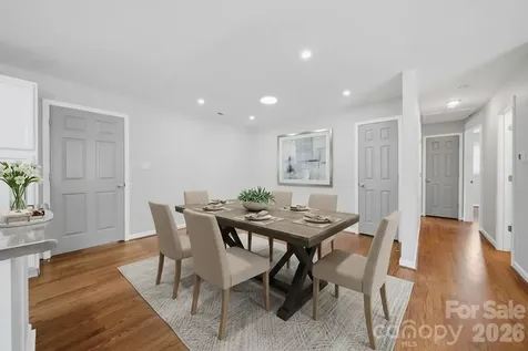 4809 Brooktree Drive Charlotte NC 28208