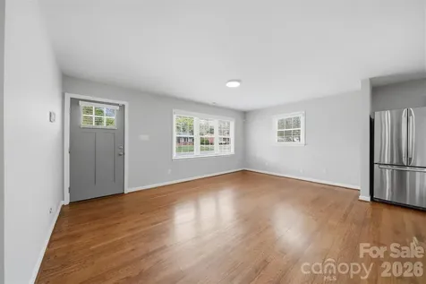 4809 Brooktree Drive Charlotte NC 28208