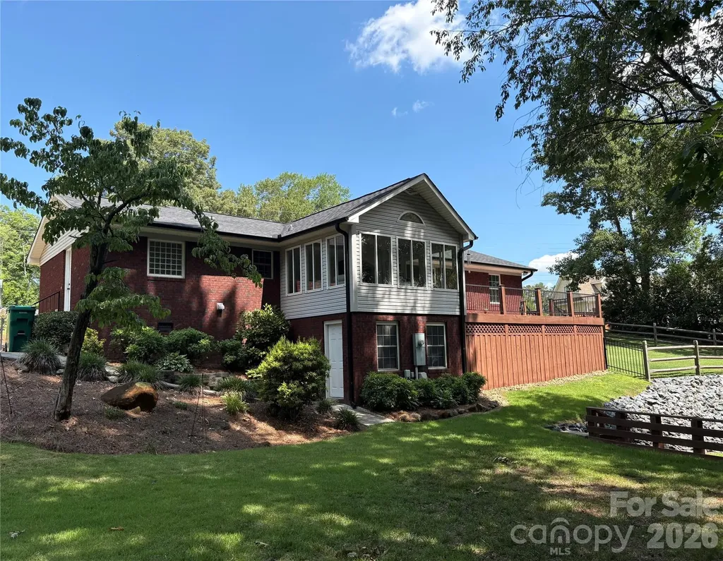 572 Acorn Acres Road Norwood NC 28128