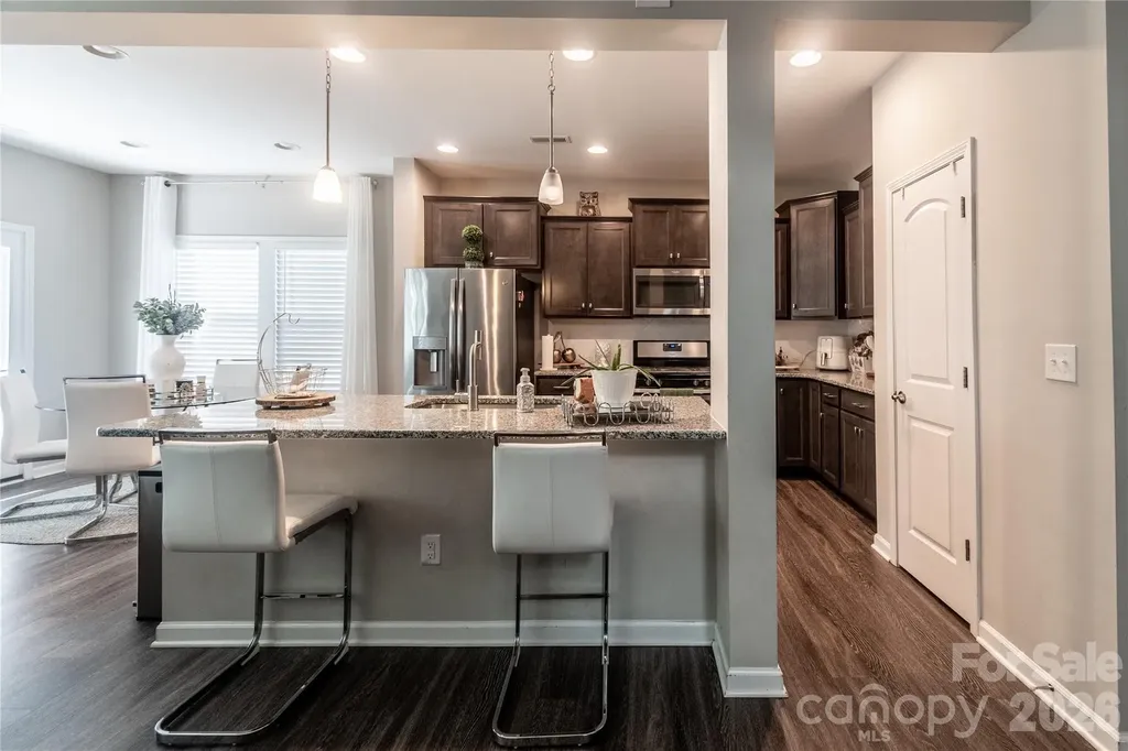 4320 Staffordshire Lane Charlotte NC 28213