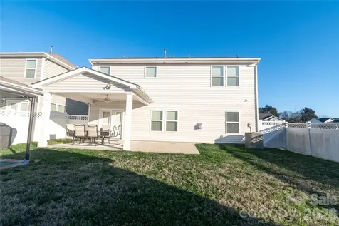 4320 Staffordshire Lane Charlotte NC 28213
