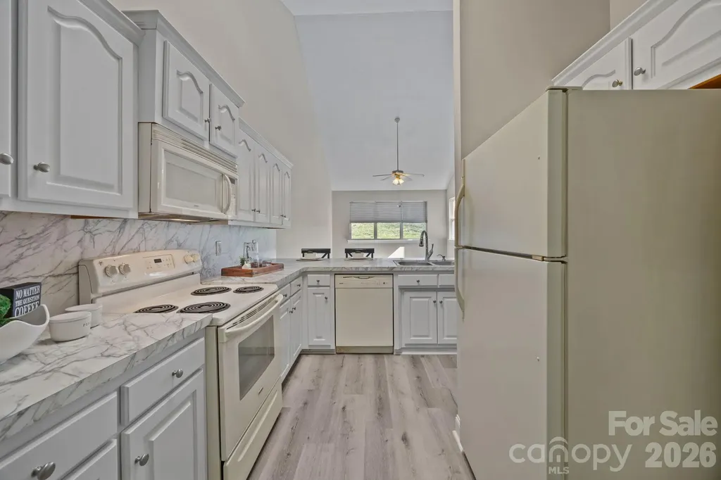 3944 Jasmine Lane Denver NC 28037
