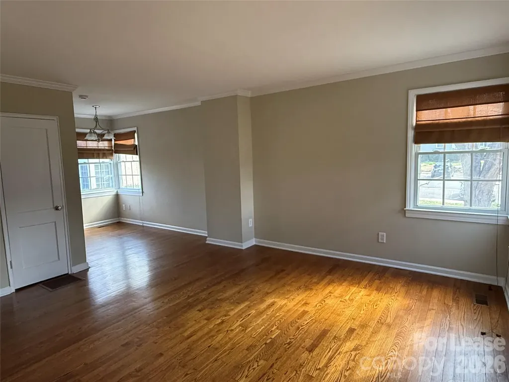 524 Wakefield Drive Charlotte NC 28209