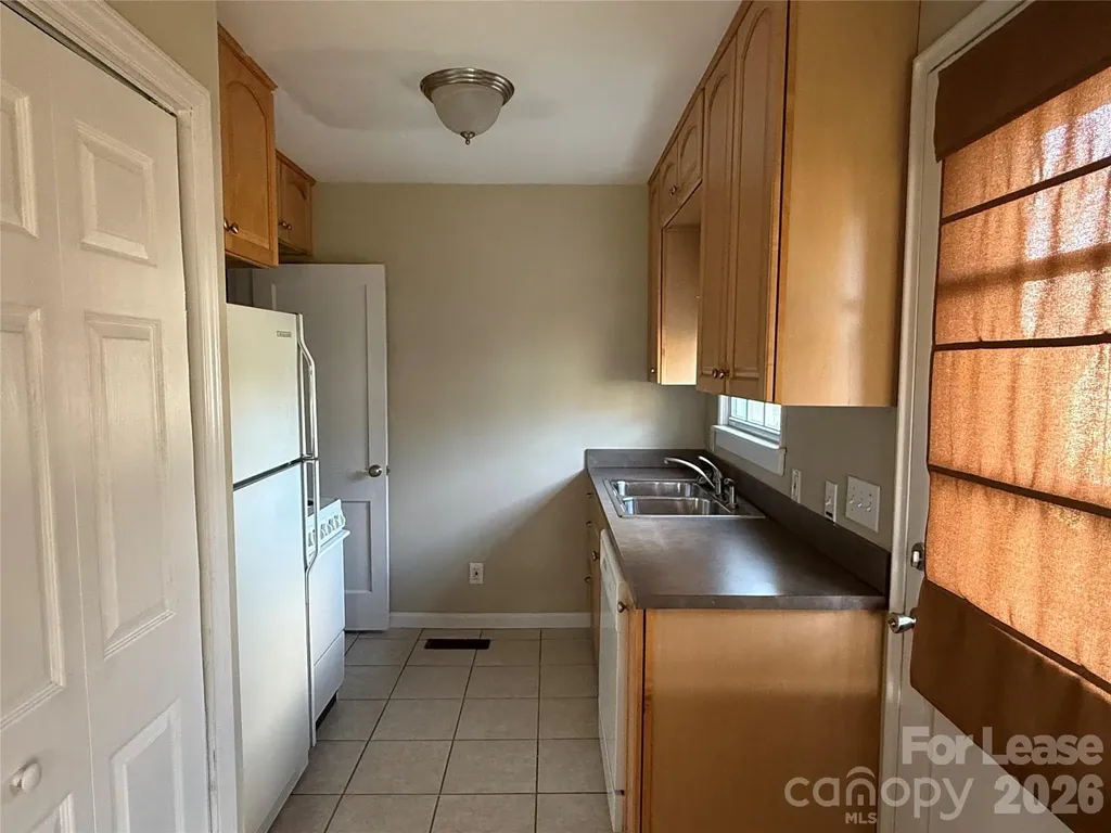 524 Wakefield Drive Charlotte NC 28209