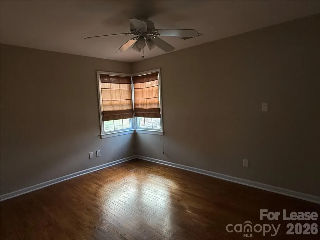 524 Wakefield Drive Charlotte NC 28209