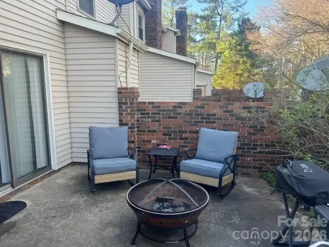 2705 N Center Street Hickory NC 28601