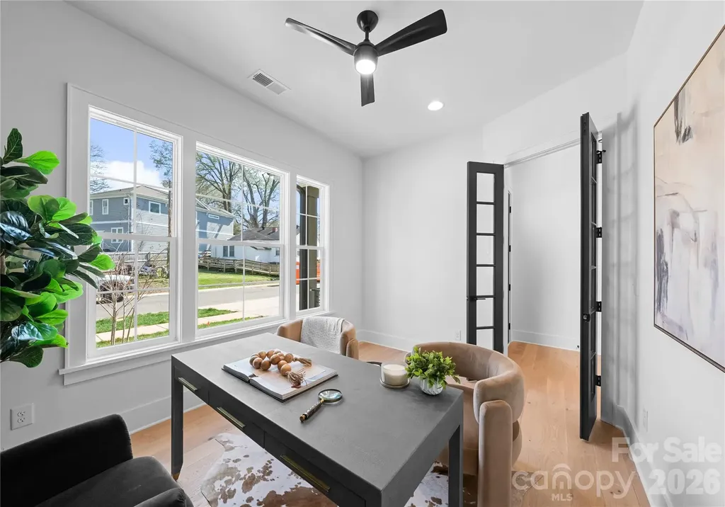 2013 South Street Charlotte NC 28208